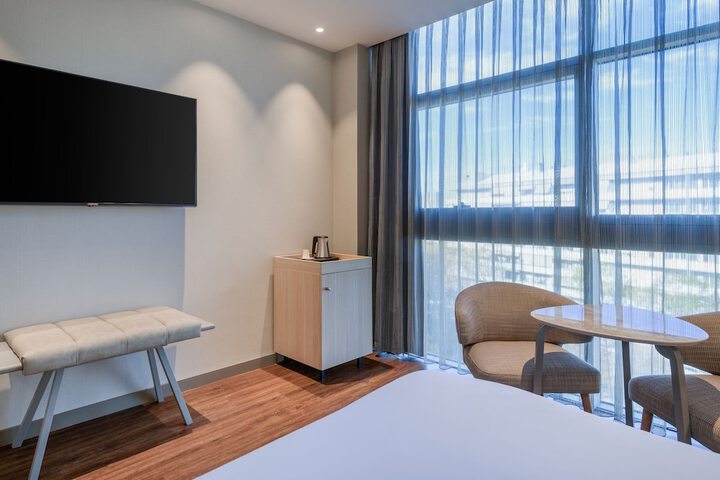 Room 7 of 49