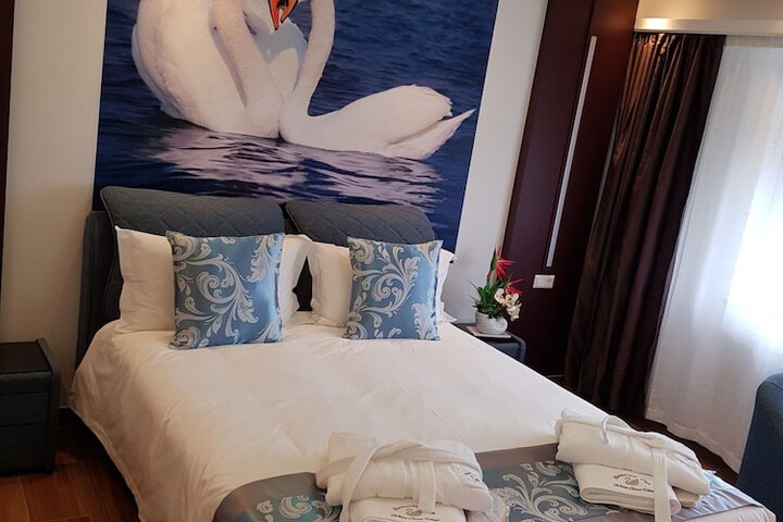Room 3 of 14