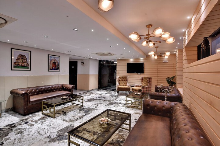 Hotel Interior 6 of 31