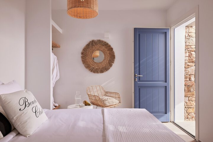 Room 25 of 161