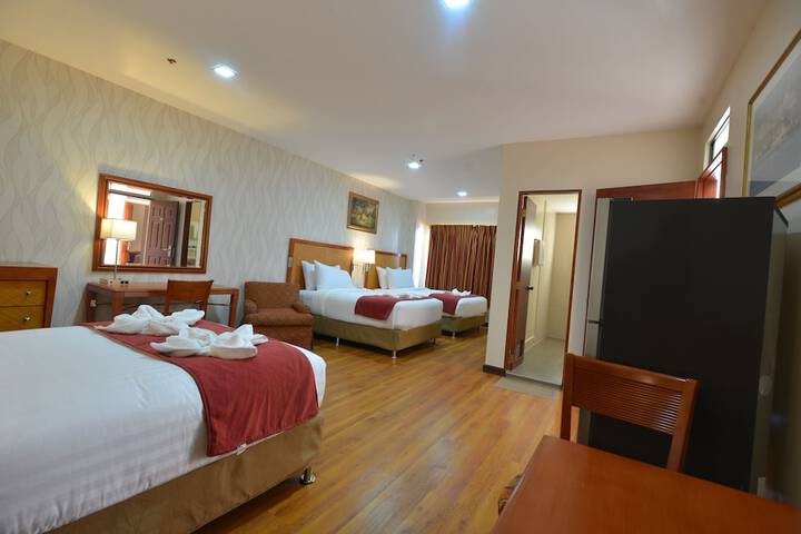 Room 9 of 31