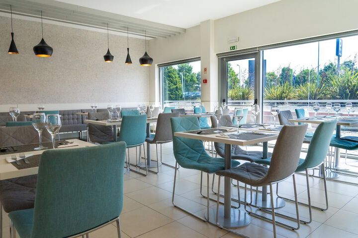 Dining Photos
