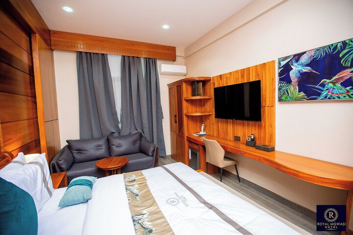 Room 50 of 79