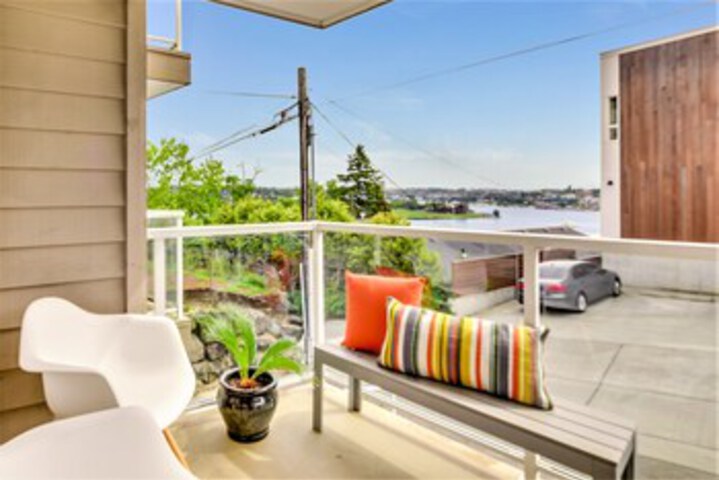 Terrace/Patio 14 of 16