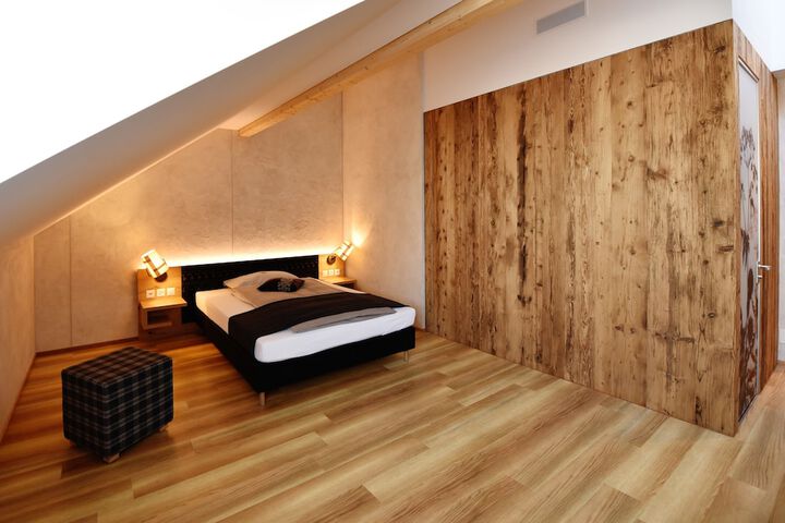Room 19 of 56