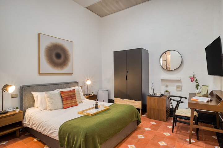 Room 14 of 140