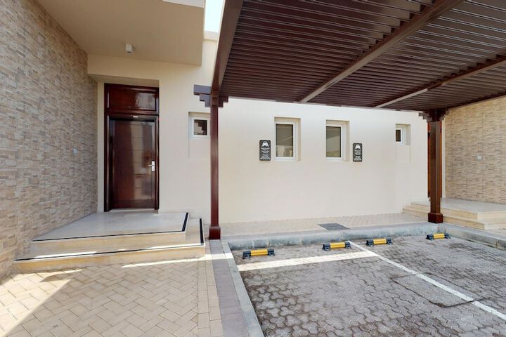 Hotel 168 of 182