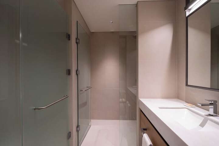 Room 30 of 54