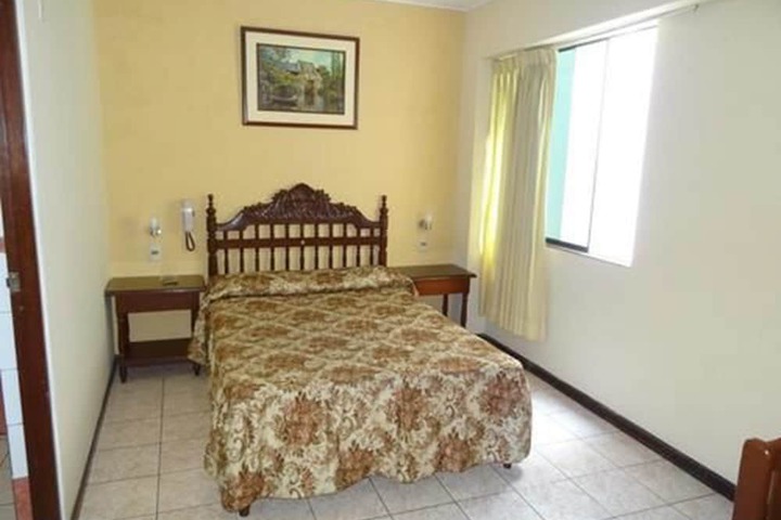 Room 6 of 23