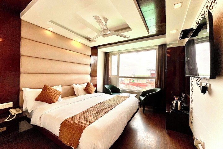 Room 43 of 55