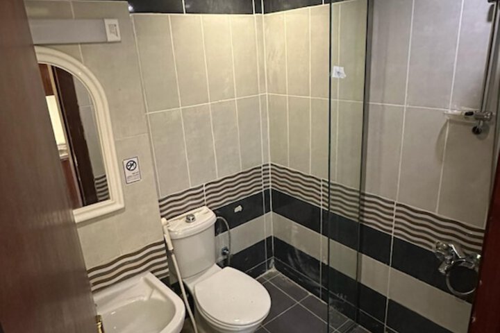 Room 16 of 23