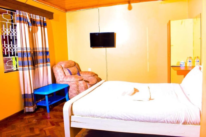 Room 7 of 23