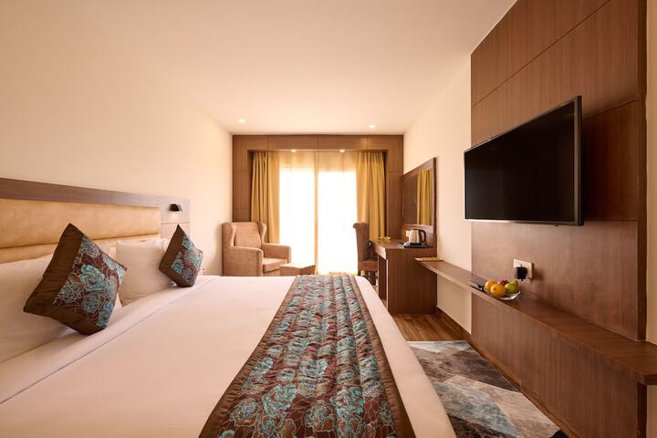 Room 6 of 20