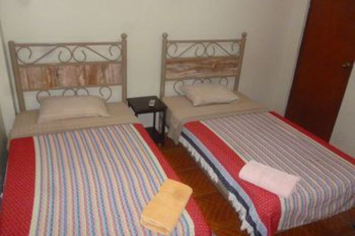 Room 9 of 19