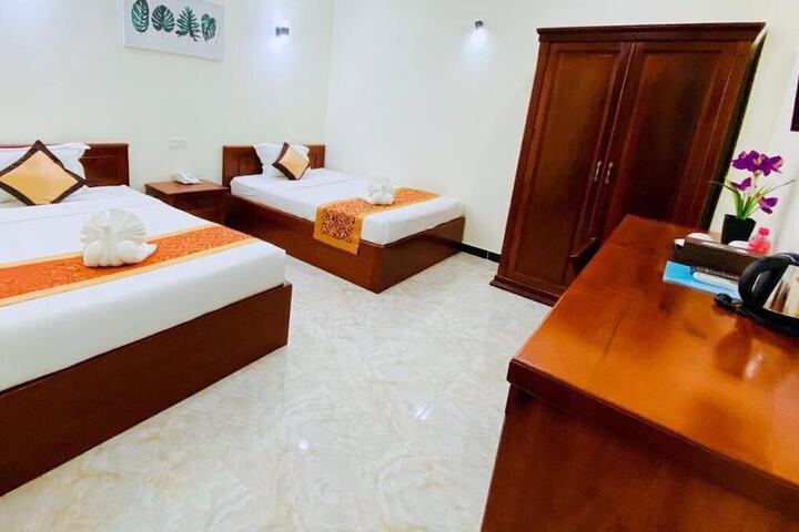 Room 16 of 30