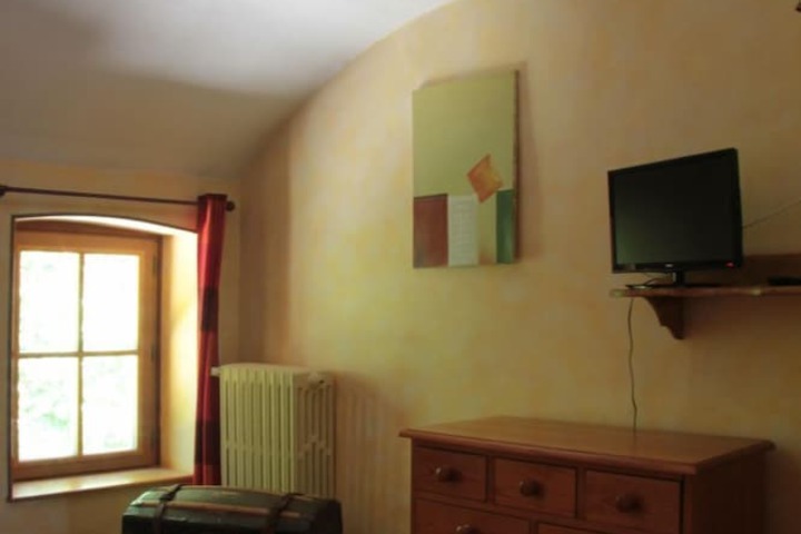 Room 10 of 39