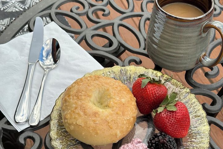 Breakfast/Coffee Service 65 of 74