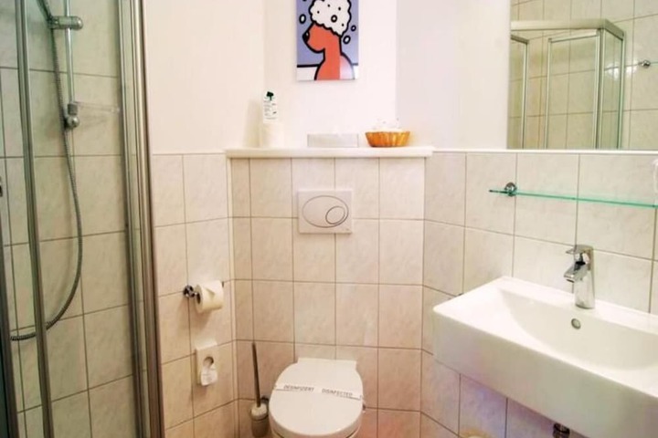 Room 40 of 64