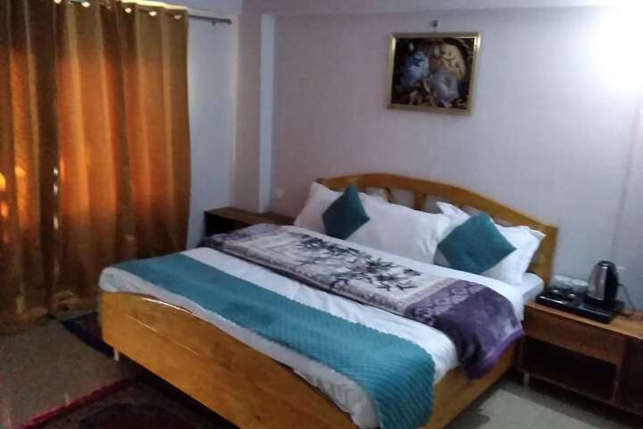 Room 7 of 21