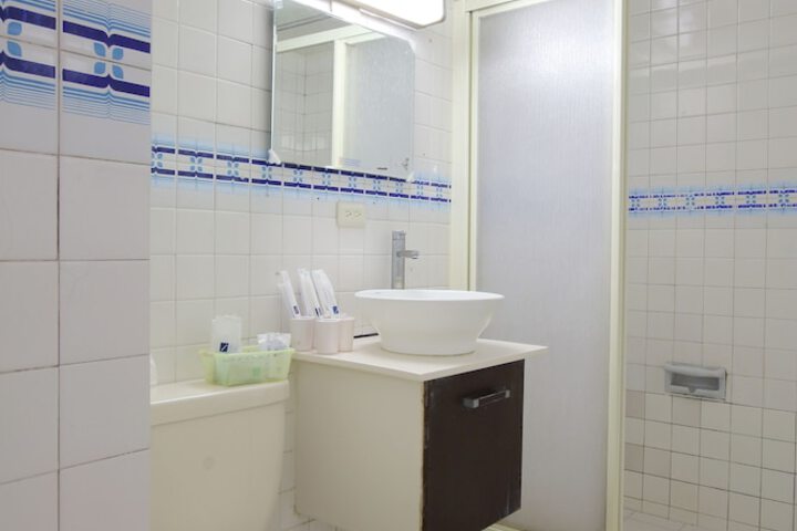 Clean Restrooms