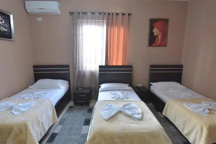 Room 3 of 19