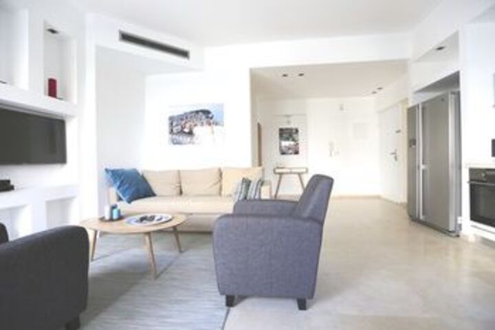 Room 17 of 21