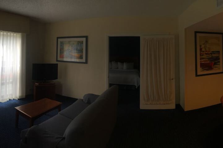 King Studio Suite (8 of 14)
