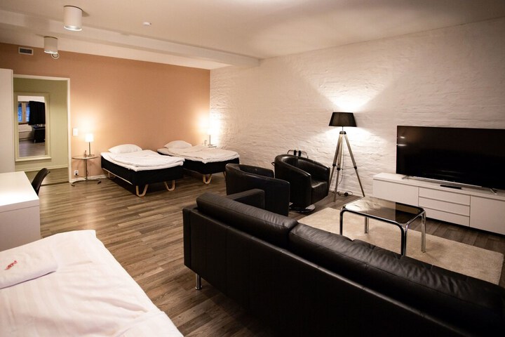 Room 40 of 95