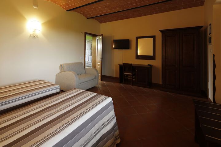 Room 10 of 41
