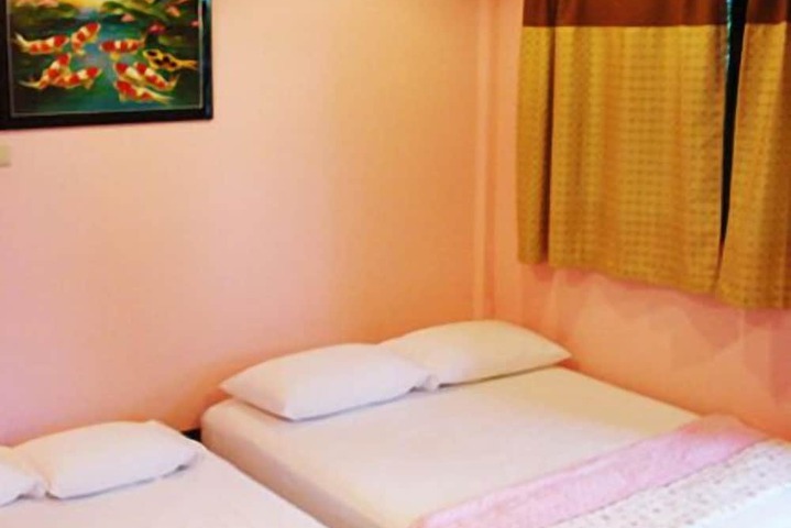 Room 15 of 65