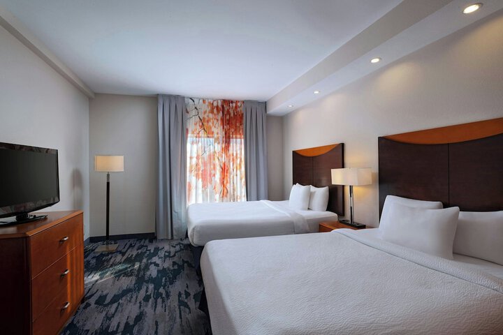 Room 16 of 47