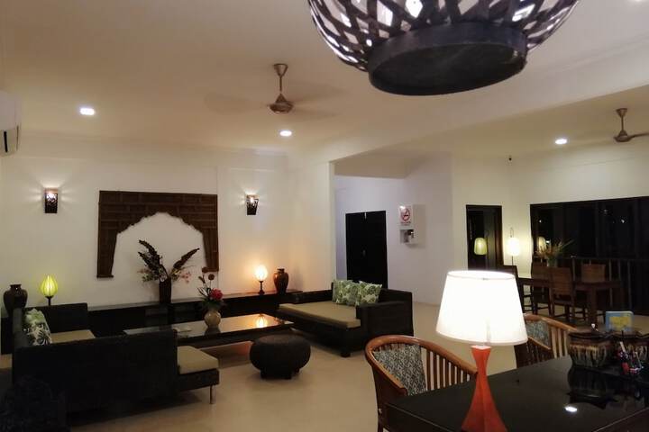 Hotel Interior 20 of 108