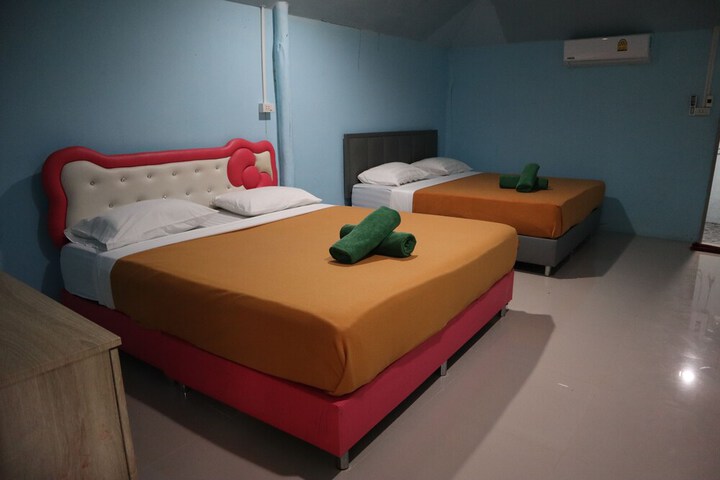 Hotel 7 of 43