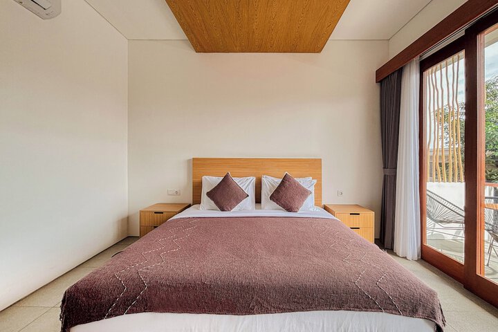 Room 10 of 39
