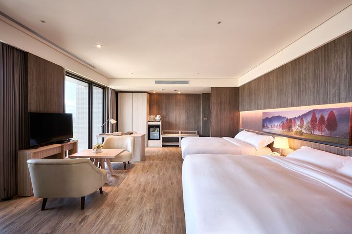 Room 30 of 65