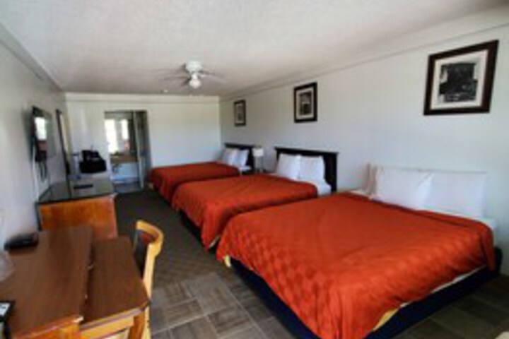 Room 31 of 177