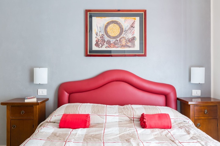 Room 8 of 37