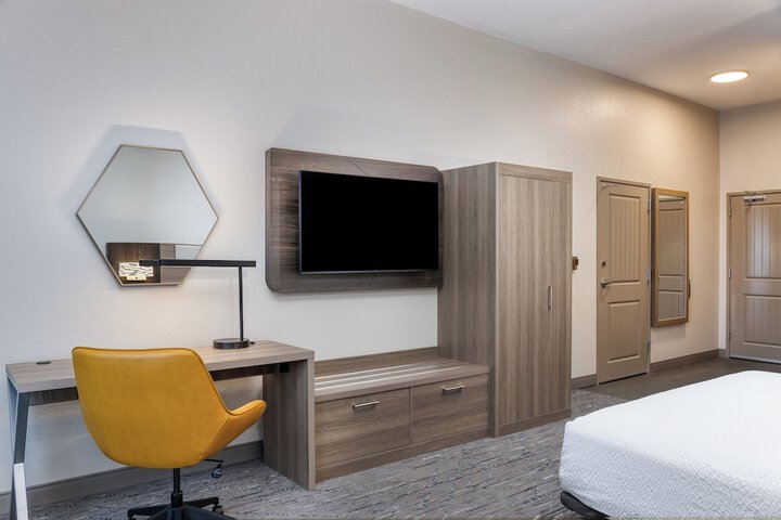 Room 29 of 53