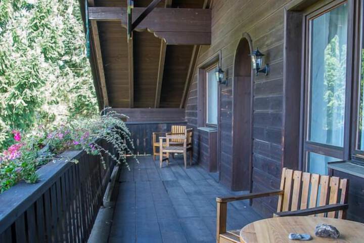 Terrace/Patio 12 of 33