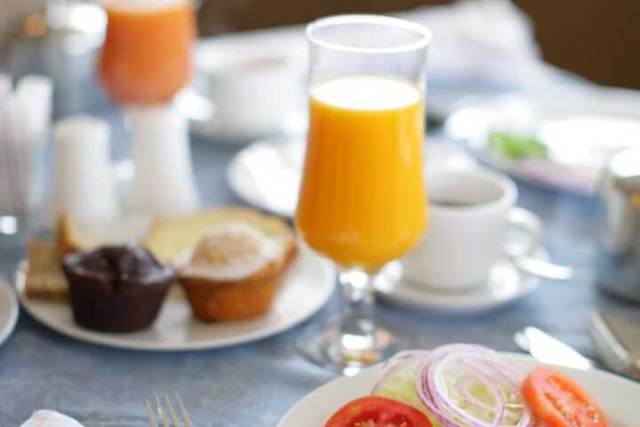 Breakfast/Coffee Service 32 of 42