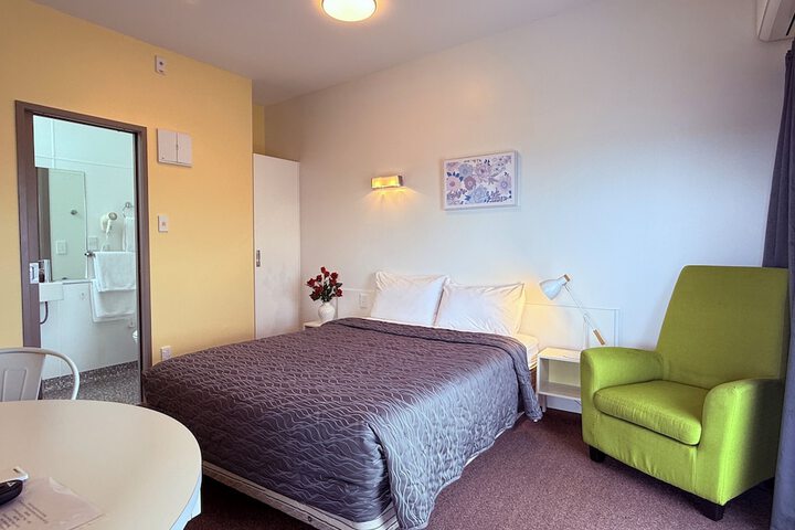 Room 14 of 52