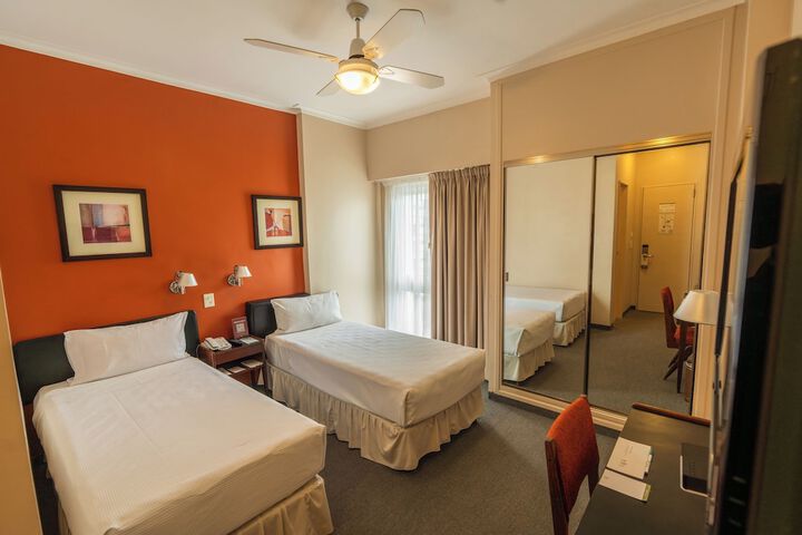 Room 14 of 44