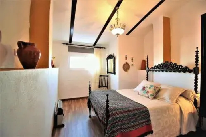 Room 6 of 20