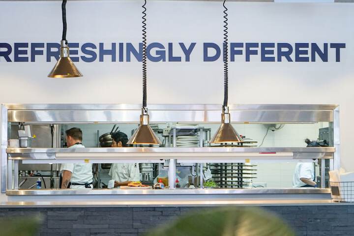 Dining 66 of 102