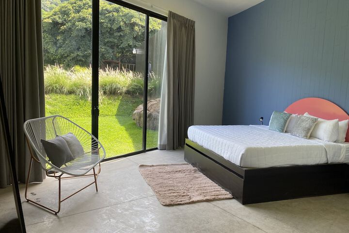 Room 2 of 47