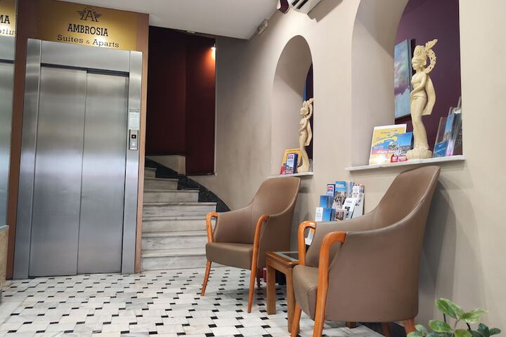 Hotel 3 of 59