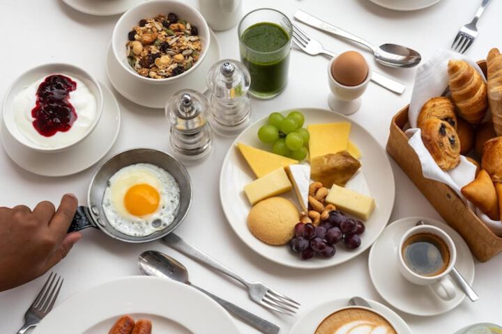 Breakfast/Coffee Service 45 of 84