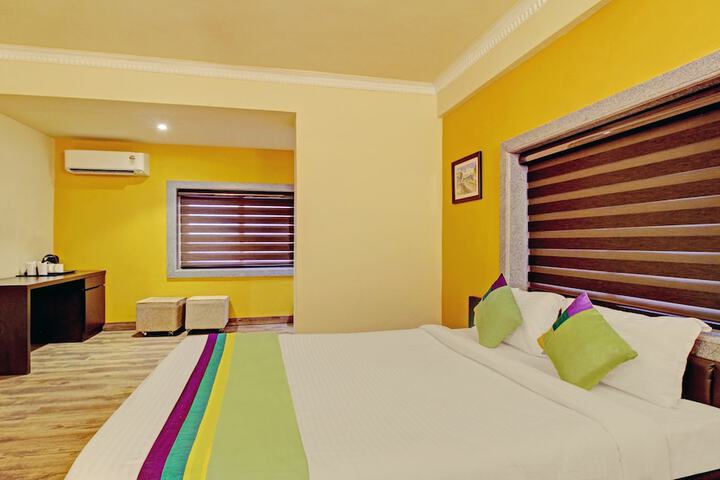 Room 36 of 48