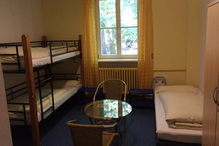 Room 27 of 51