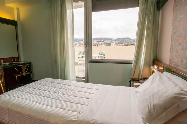 Room 29 of 50